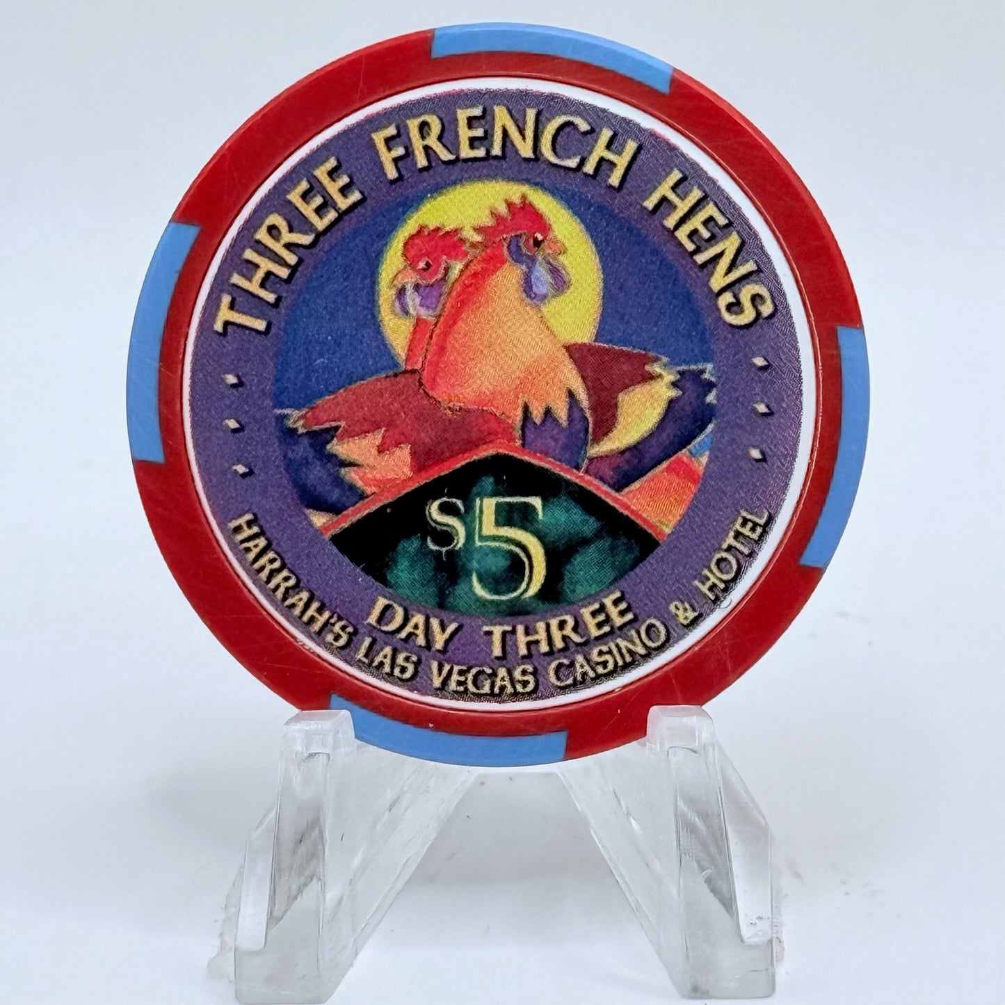 Harrah's Las Vegas Nevada 2002 'Third Day Of Christmas - Three French Hens' LE $5 Casino Chip E0952