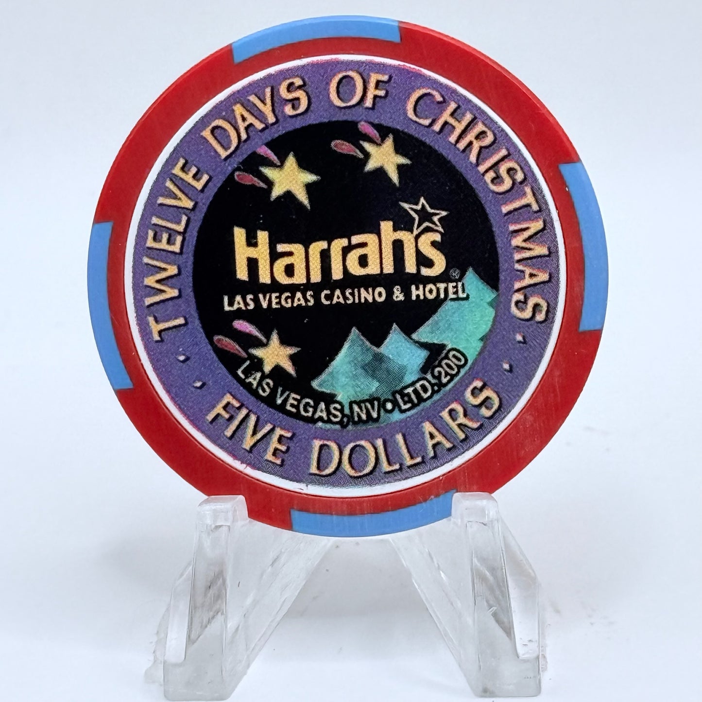 Harrah's Las Vegas Nevada 2002 'Third Day Of Christmas - Three French Hens' LE $5 Casino Chip E0952