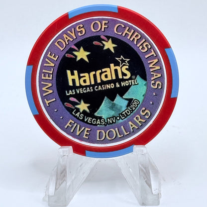 Harrah's Las Vegas Nevada 2002 'Fifth Day Of Christmas - Five Golden Rings' LE $5 Casino Chip E0921