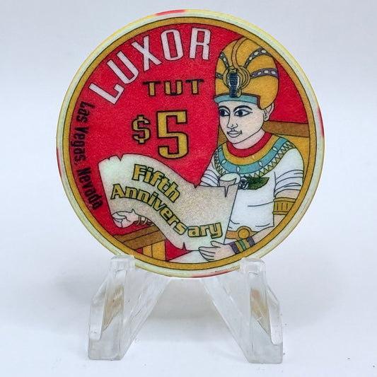 Luxor Las Vegas Nevada 1998 'Fifth Anniversary' LE $5 Casino Chip V2926