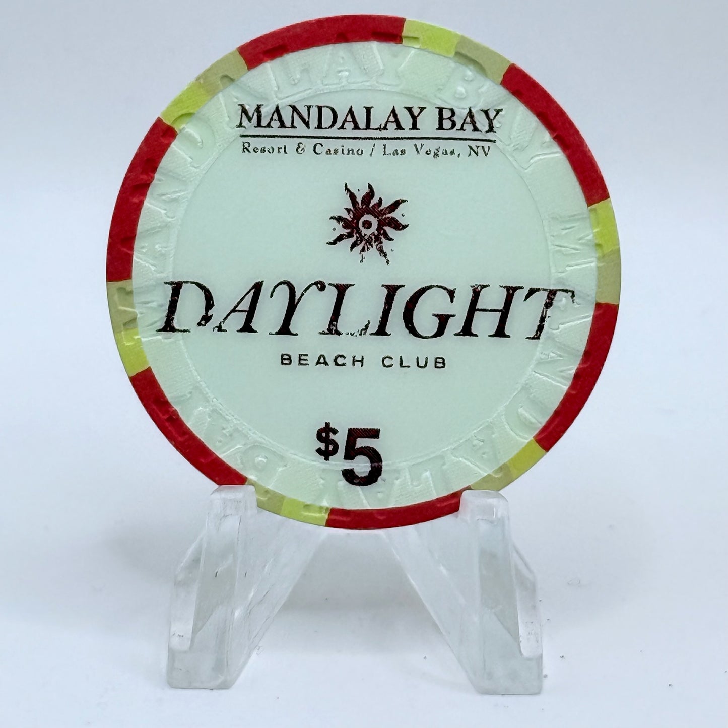 Mandalay Bay Las Vegas Nevada 2013 'Daylight Beach Club' LE $5 Casino Chip D1122