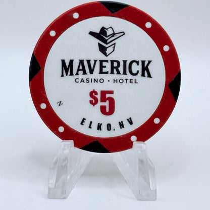 Maverick Casino Hotel Elko Nevada $5 Casino Chip D3270