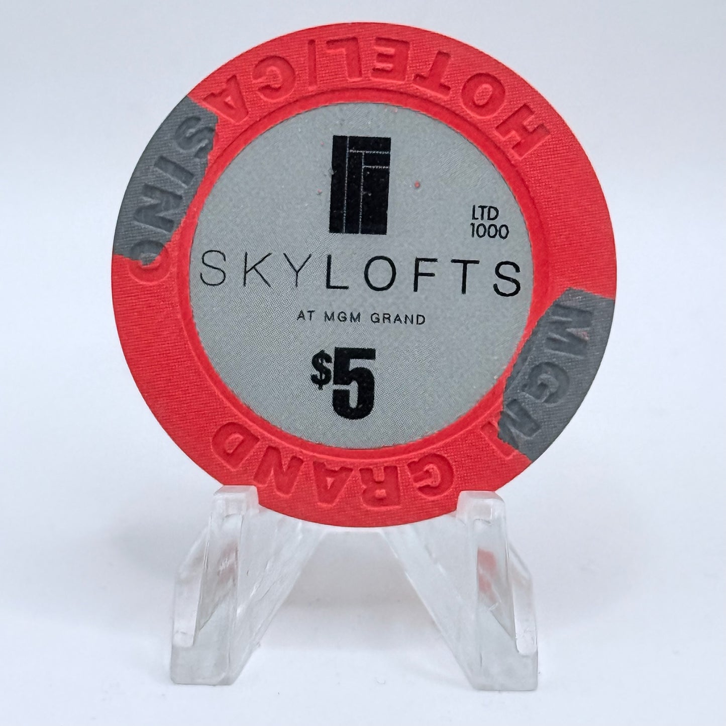 MGM Grand (Theme Hotel) Las Vegas Nevada 2006 'Sky Lofts' LE $5 Casino Chip E5266
