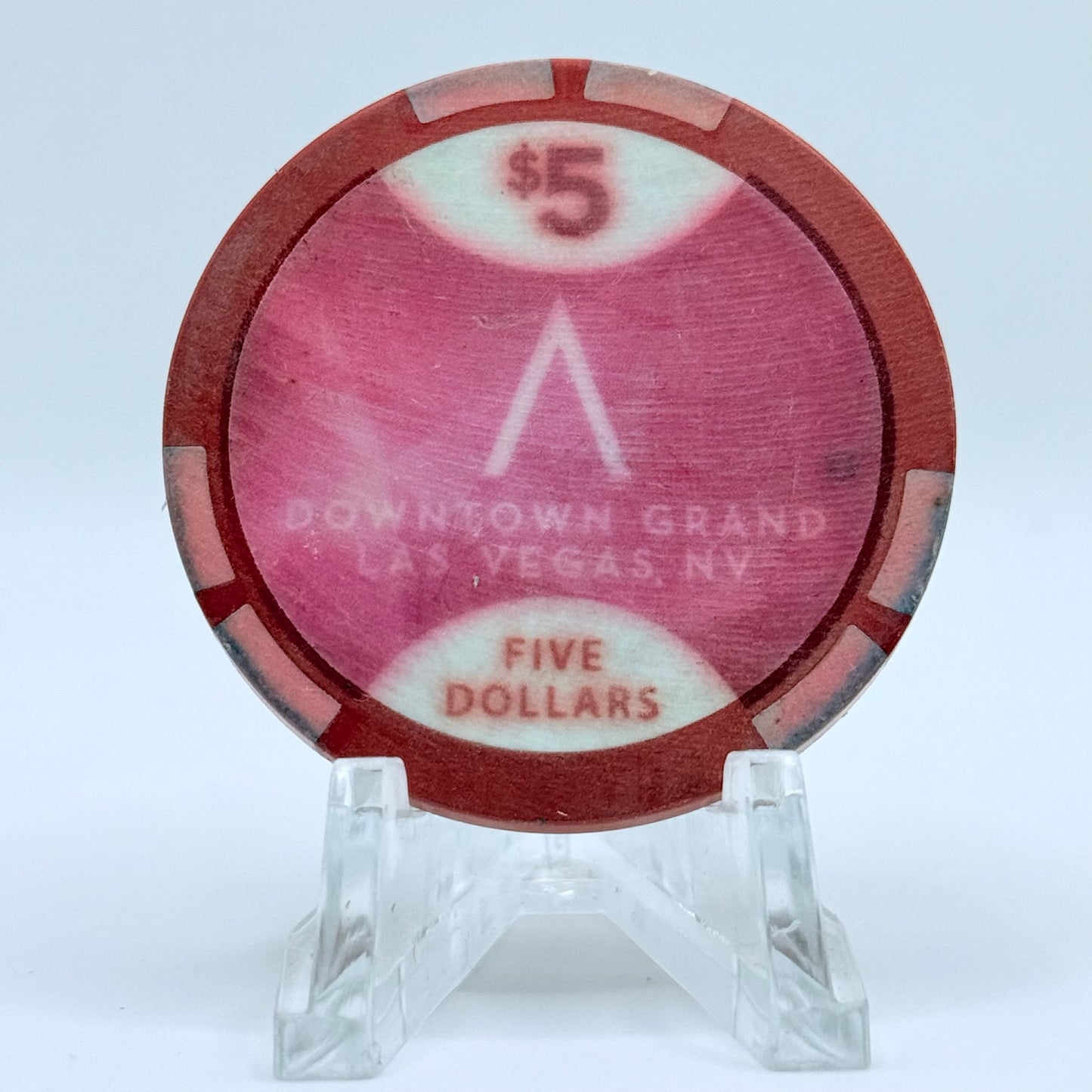 Downtown Grand Las Vegas Nevada 2013 $5 Casino Chip D1242