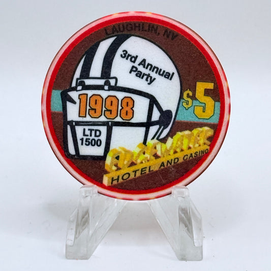 Edgewater Laughlin Nevada 1998 'Super Sunday - Superbowl XXXII' LE $5 Casino Chip N9581