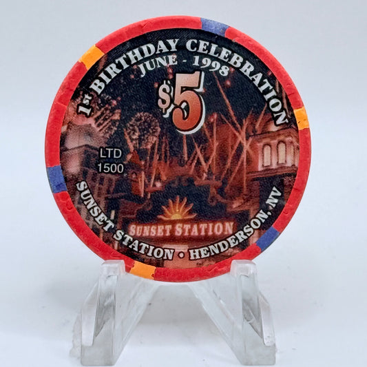 Sunset Station Henderson Nevada 1998 '1st Birthday Celebration' LE $5 Casino Chip V3494