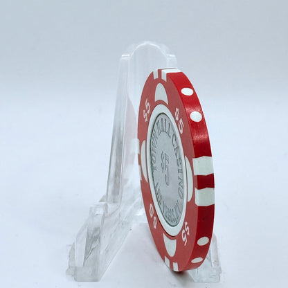 Town Hall Casino Las Vegas Nevada 1985 $5 Casino Chip N2257