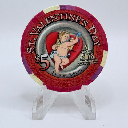 Four Queens Las Vegas Nevada 2000 'St. Valentine's Day' LE $5 Casino Chip V4214