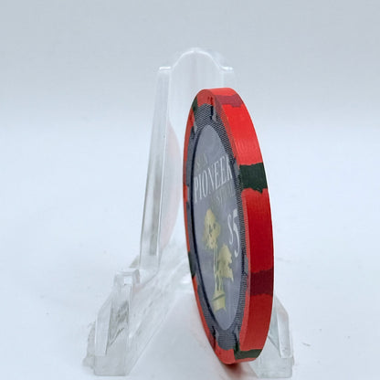 State Line Casino Wendover Nevada 2002 LE $5 Casino Chip E2648