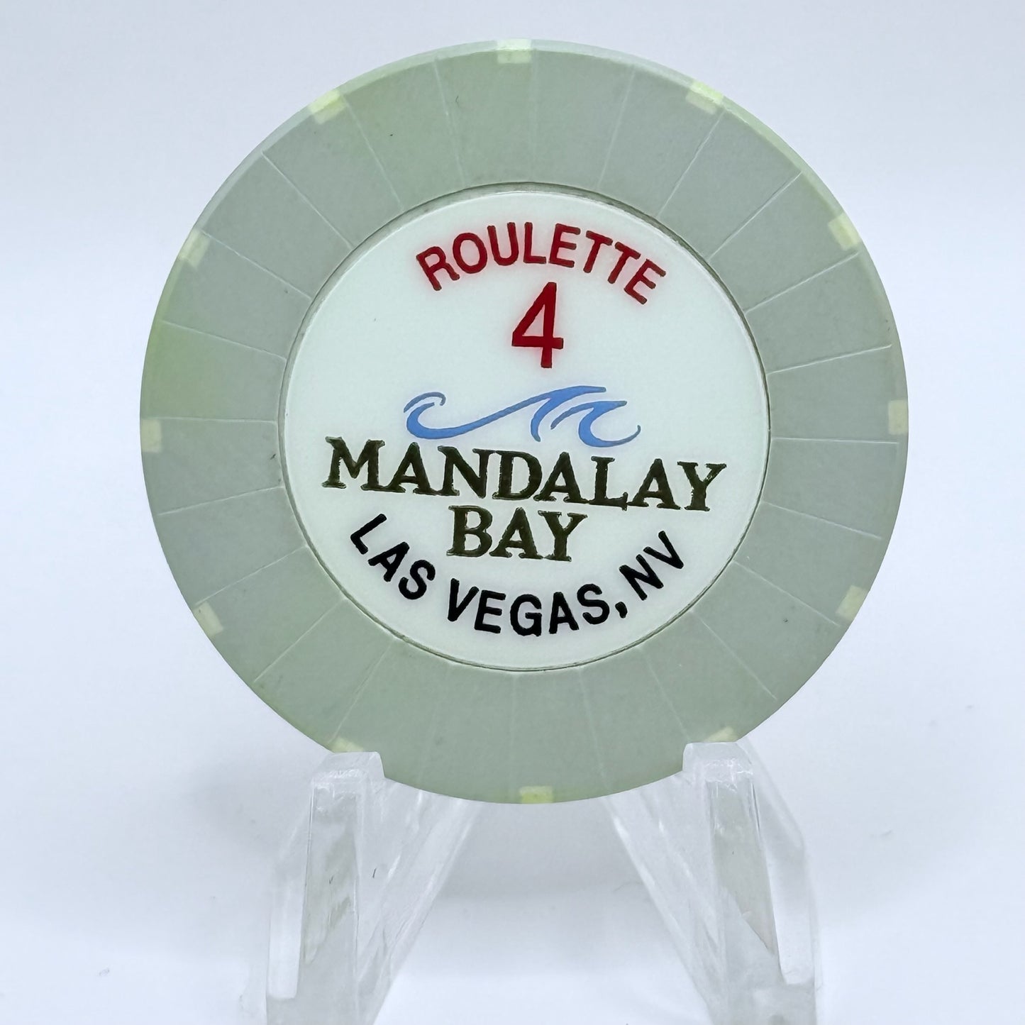 Mandalay Bay Las Vegas Nevada 1999 Series 104 Roulette Lt Gray Casino Chip V4791