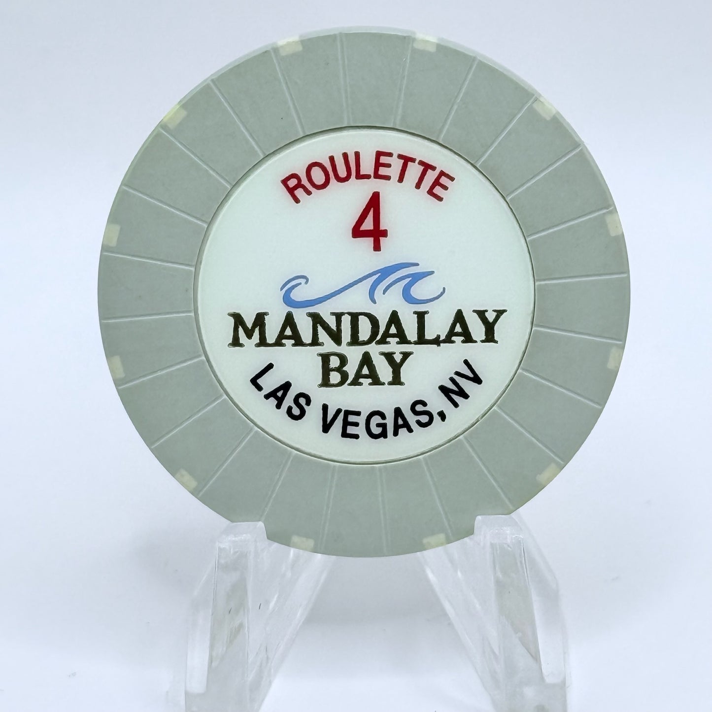 Mandalay Bay Las Vegas Nevada 1999 Series 104 Roulette Lt Gray Casino Chip V4791