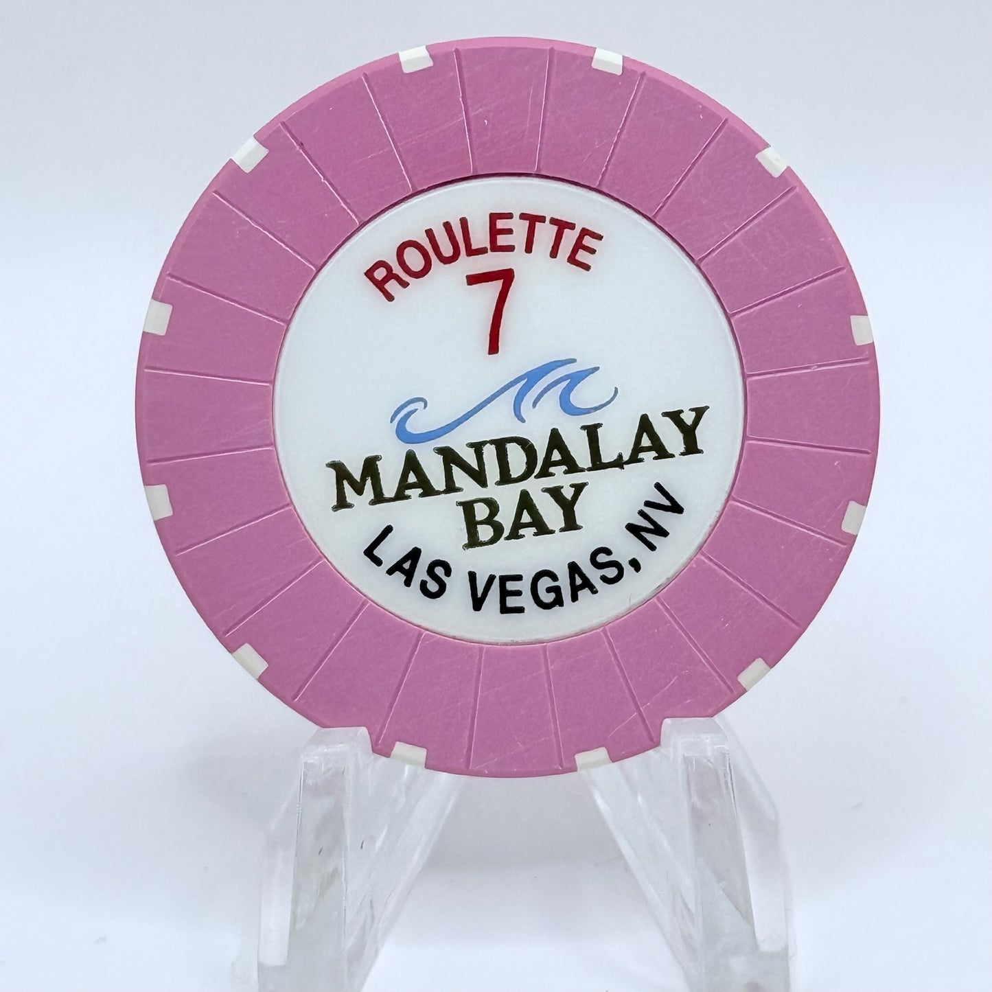 Mandalay Bay Las Vegas Nevada 1999 Series 107 Roulette Fuchsia Casino Chip V2944