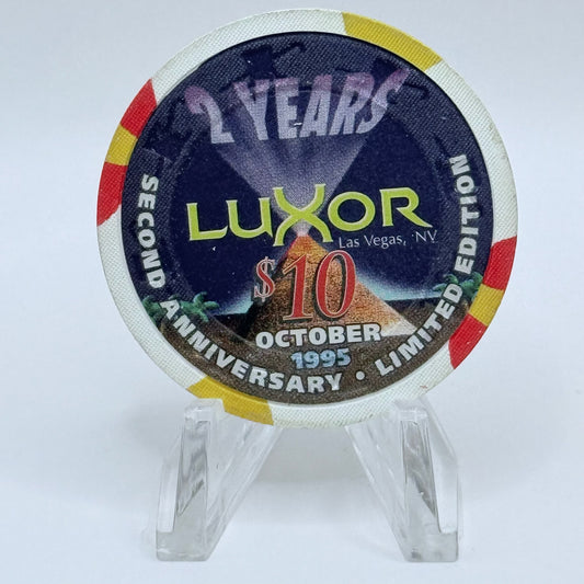 Luxor Las Vegas Nevada 1995 LE $10 Casino Chip N2560