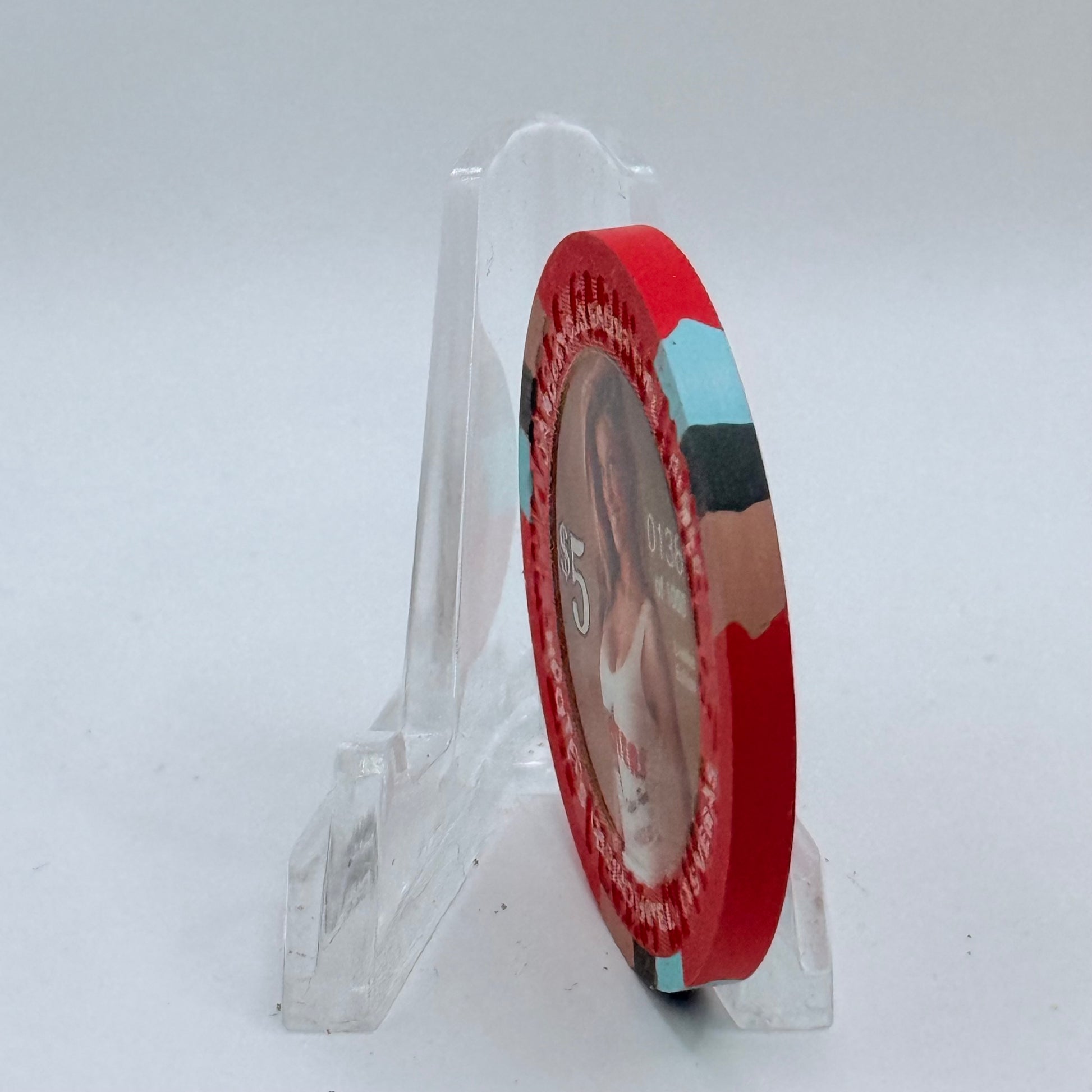 Hooters Casino Hotel Las Vegas Nevada 2006 ' Calendar Girl - Aimee' Series 4 LE $5 Casino Chip E5132