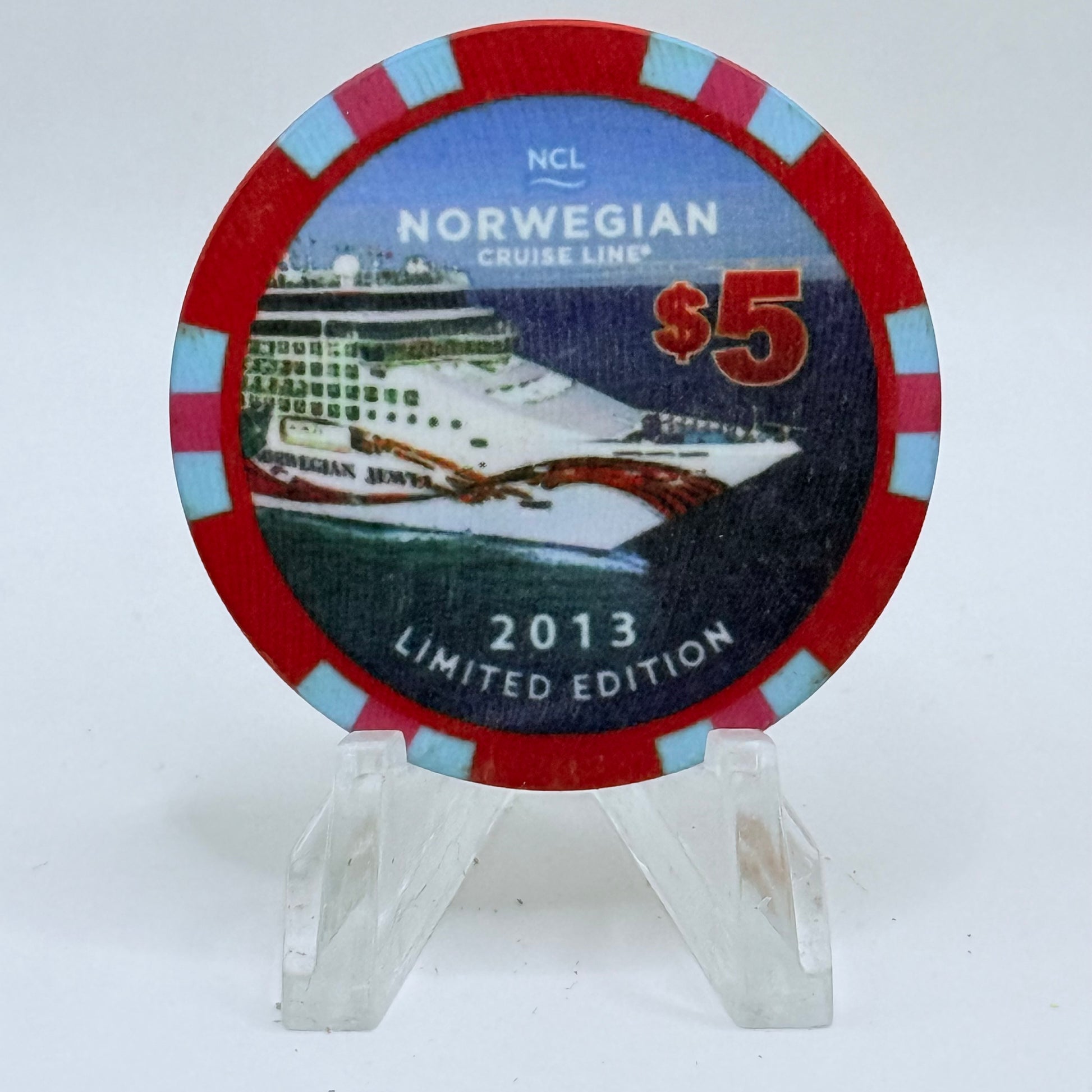 Norwegian Cruise Line Jewel 2012 'Jewel' LE $5 Casino Chip