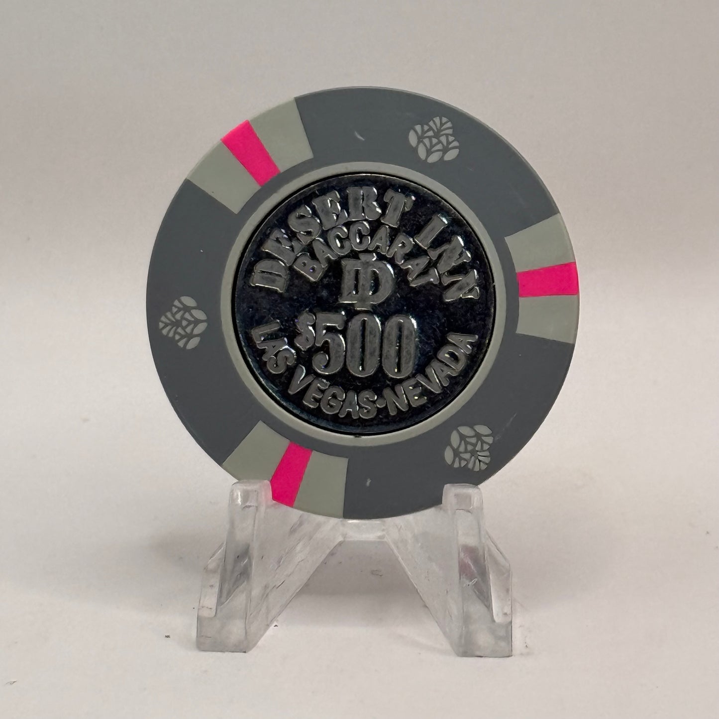 Desert Inn Las Vegas Nevada 1981 'Baccarat' $500 Casino Chip N0546