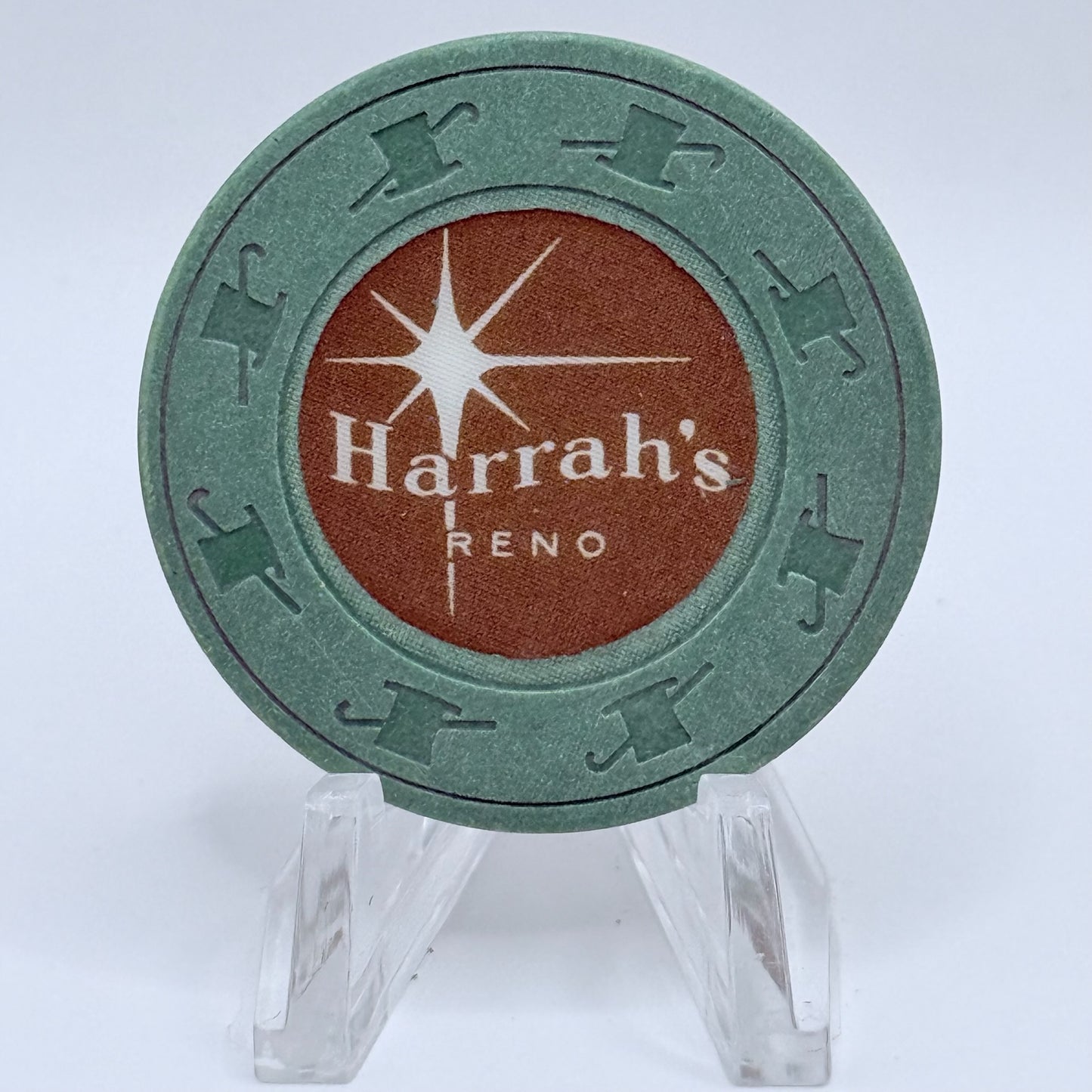 Harrah's Reno Nevada 1970s Series 15 Green Roulette Casino Chip N3675