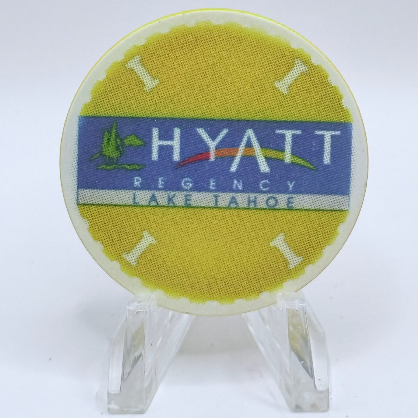 Hyatt Regency (Lake Tahoe) Incline Village Nevada 1991 'Yellow' Series 1 Roulette Casino Chip N0708