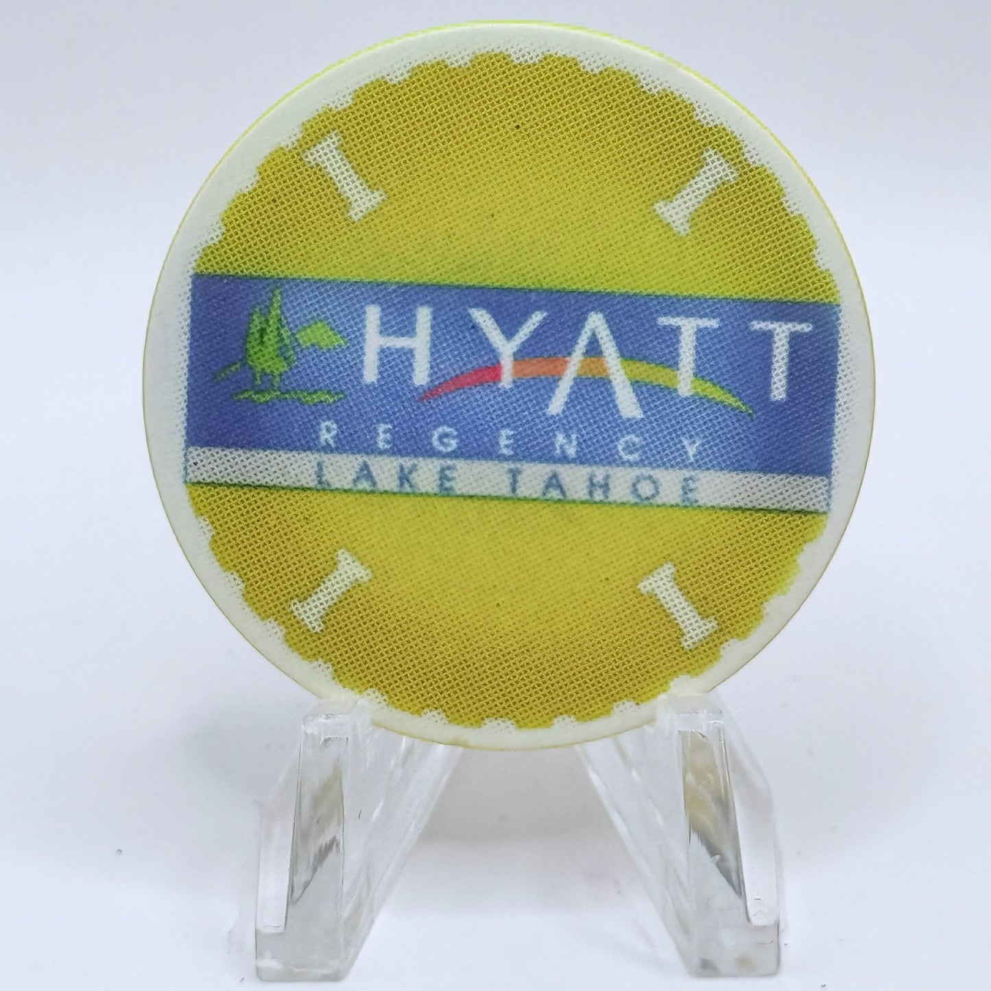 Hyatt Regency (Lake Tahoe) Incline Village Nevada 1991 'Yellow' Series 1 Roulette Casino Chip N0708