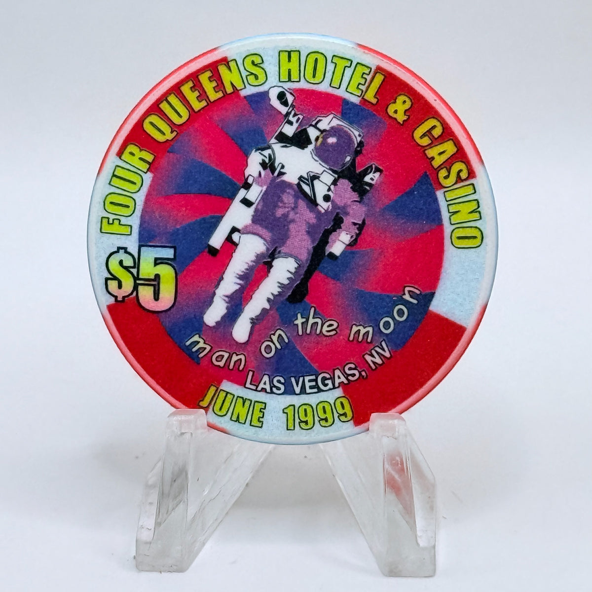 Four Queens Las Vegas Nevada 1999 'Man on the Moon' Series 17 LE $5 Casino Chip V2527