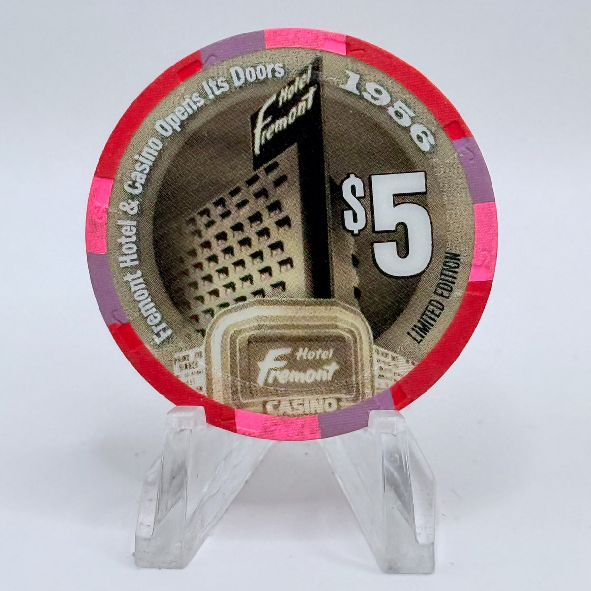 Fremont Las Vegas Nevada 2006 '50 Years' LE $5 Casino Chip E5605