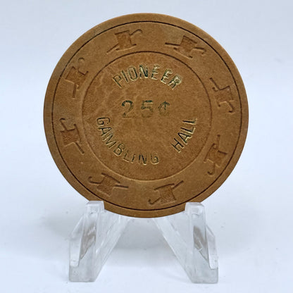 Pioneer Hotel & Gaming Hall Laughlin Nevada 1980 $0.25 Casino Chip N3113