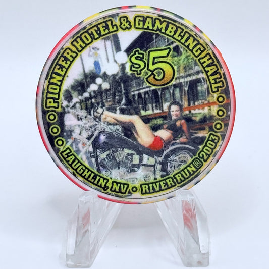 Pioneer Hotel & Gaming Hall Laughlin Nevada 2003 'River Run' LE $5 Casino Chip E2127