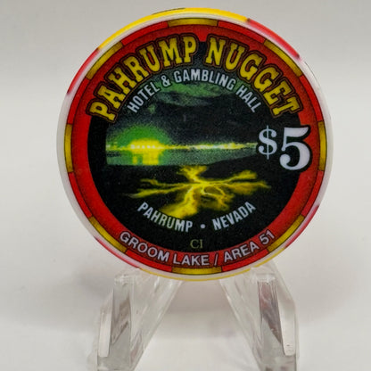 Pahrump Nugget Hotel & Gambling Hall Pahrump Nevada 2005 'Groom Lake/Area 51' LE $5 Casino Chip E4878