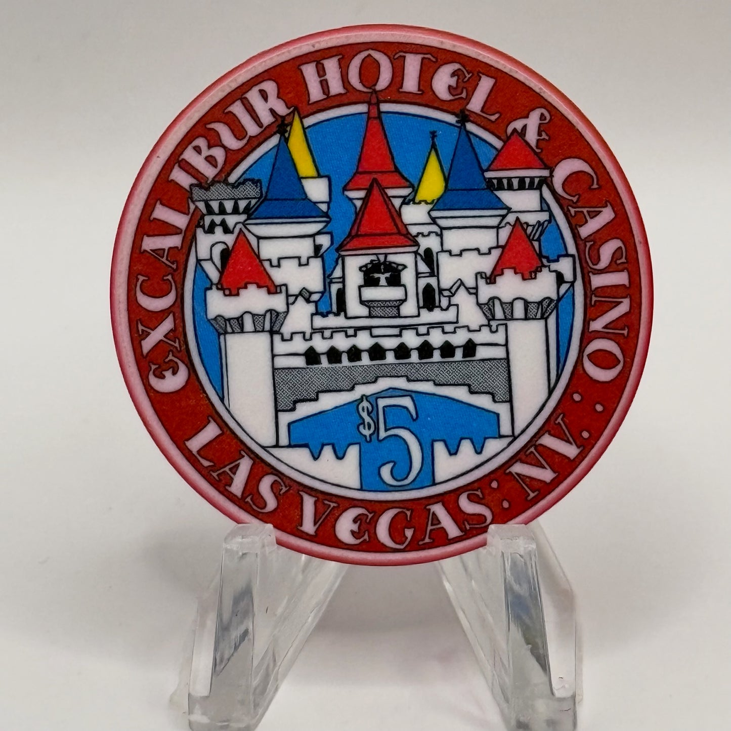 Excalibur Las Vegas Nevada 2002 'July' LE $5 Casino Chip E0411