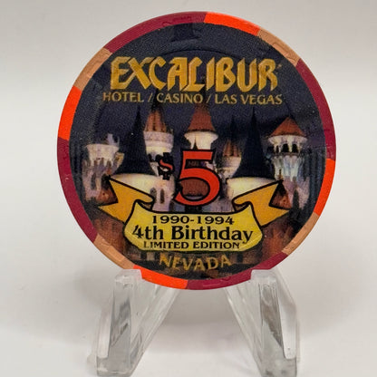 Excalibur Las Vegas Nevada 1994 '4th Birthday' LE $5 Casino Chip N2619
