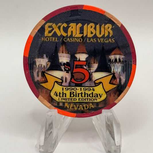 Excalibur Las Vegas Nevada 1994 '4th Birthday' LE $5 Casino Chip N2619