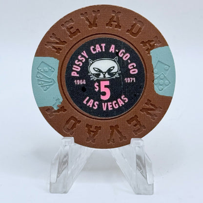 Pussycat a' Go-Go Las Vegas Nevada 1995 'Borland' Series 1 $5 Imitation Chip E7306
