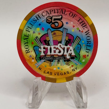Fiesta Rancho N. Las Vegas Nevada 1997 'Queen of Diamonds' Series 6 LE $5 Casino Chip N8253