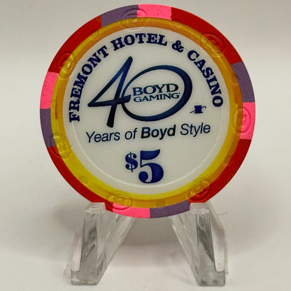 Fremont Las Vegas Nevada 2015 '40 Years Of Boyd Style' LE $5 Casino Chip D2082