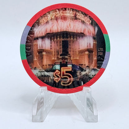 Aladdin Resort & Casino Las Vegas Nevada 2005 'Happy New Year' LE $5 Casino Chip E4190