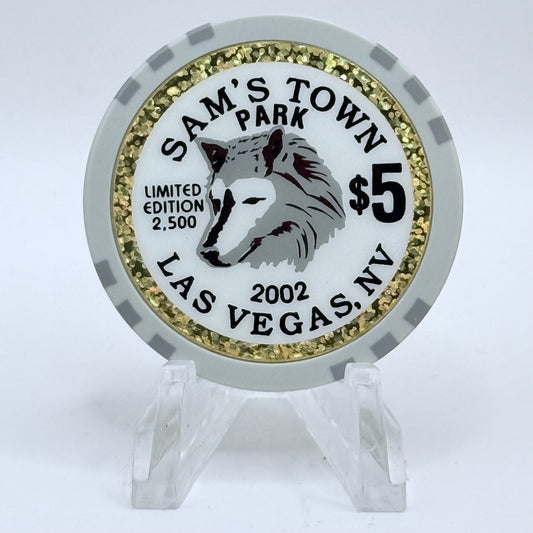 Sam's Town Las Vegas Nevada 2002 'Black Wolf' LE $5 Casino Chip E2435