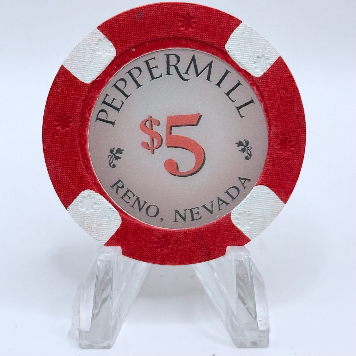 Peppermill Reno Nevada 2011 $5 Casino Chip D0286
