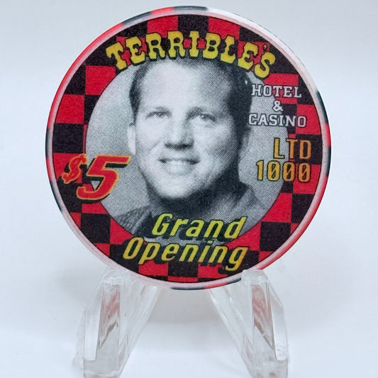 Terrible's Hotel Casino Las Vegas Nevada 2000 LE $5 Casino Chip V7420