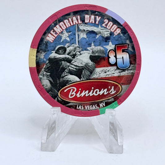 Binion's Gambling Hall Las Vegas Nevada 2009 'Memorial Day' LE $5 Casino Chip E9503
