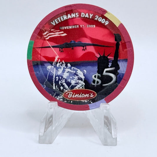 Binion's Gambling Hall Las Vegas Nevada 2009 'Veterans Day' LE $5 Casino Chip E9171
