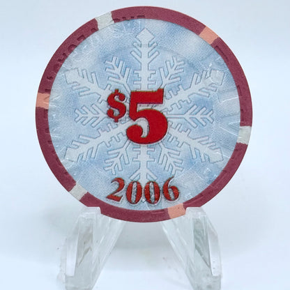 Riviera Las Vegas Nevada 2006 'Christmas' LE $5 Casino Chip E5742