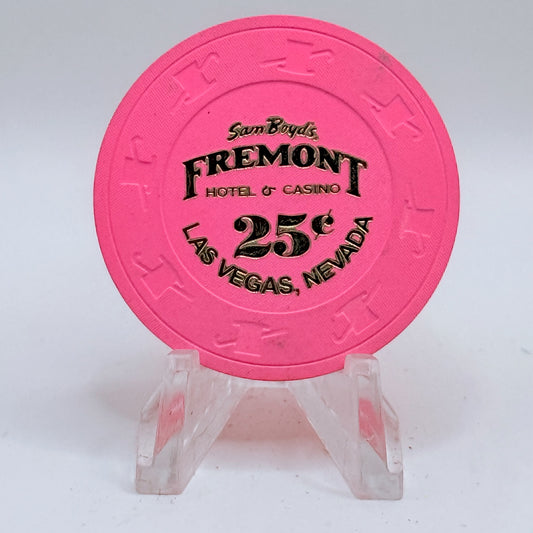 Fremont Hotel Casino Las Vegas Nevada 2010 $.25 Casino Chip E9825