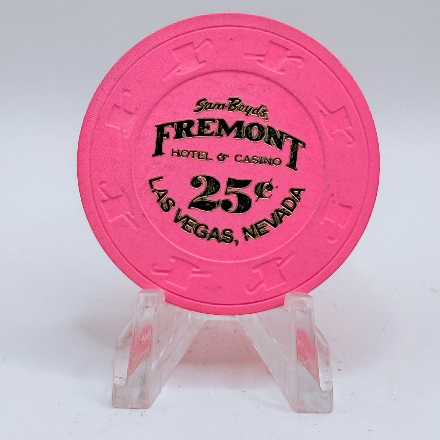 Fremont Hotel Casino Las Vegas Nevada 2010 $.25 Casino Chip E9825