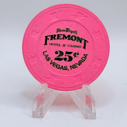 Fremont Hotel Casino Las Vegas Nevada 2010 $.25 Casino Chip E9825