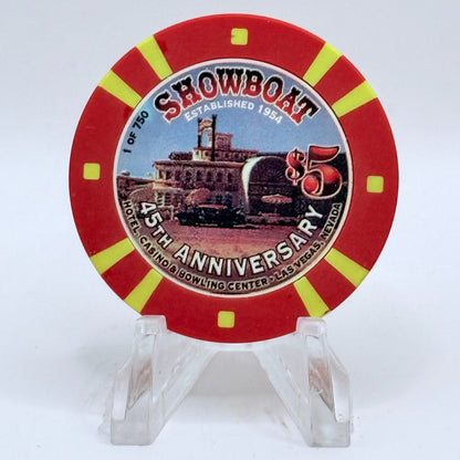Showboat Las Vegas Nevada 1999 '45th Anniversary' LE $5 Casino Chip V3392