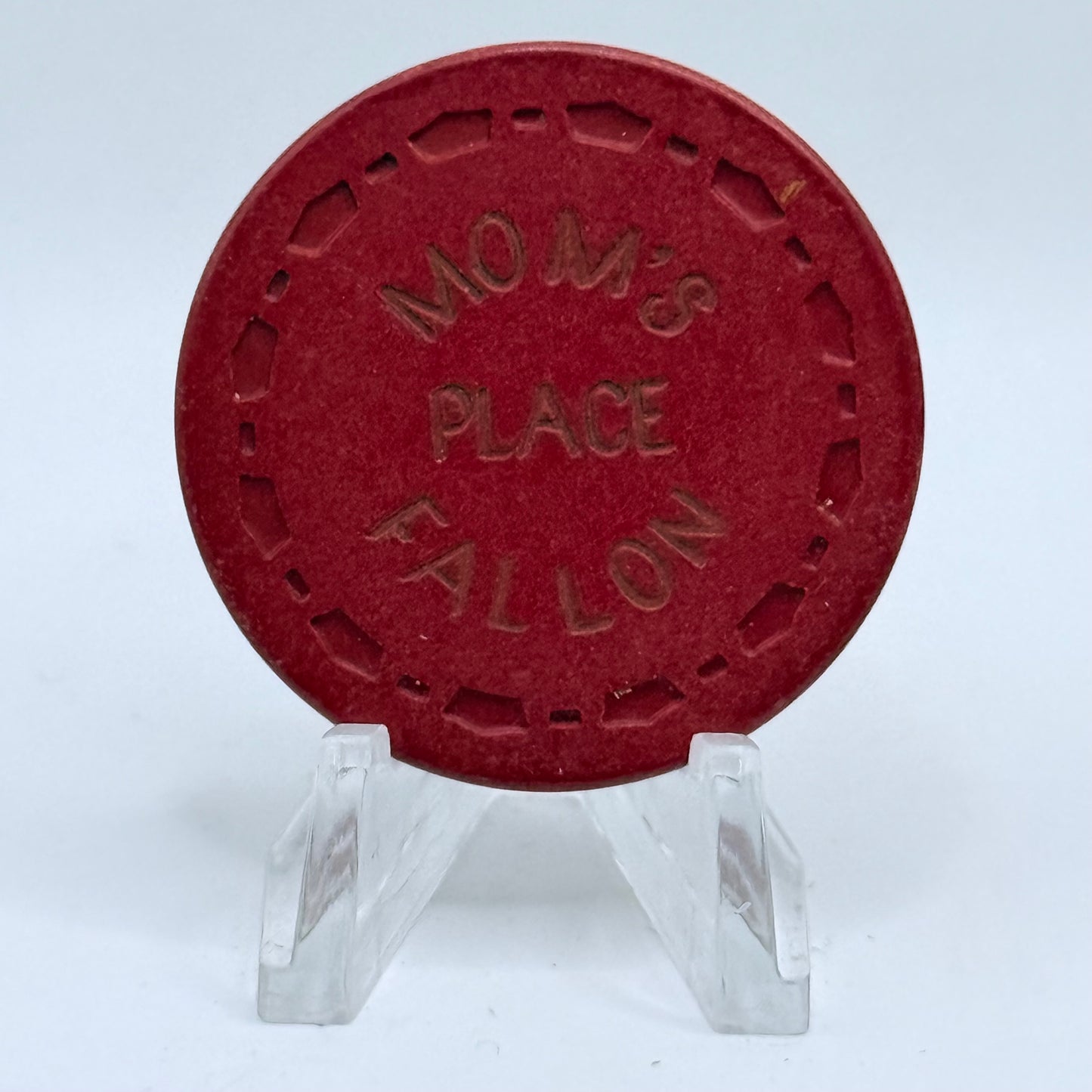 Mom's Place Fallon Nevada 1971 $1 Casino Chip N3272
