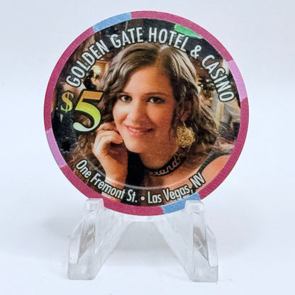 Golden Gate Las Vegas Nevada 2012 'Alexandria' Series 5 LE $5 Casino Chip D0552
