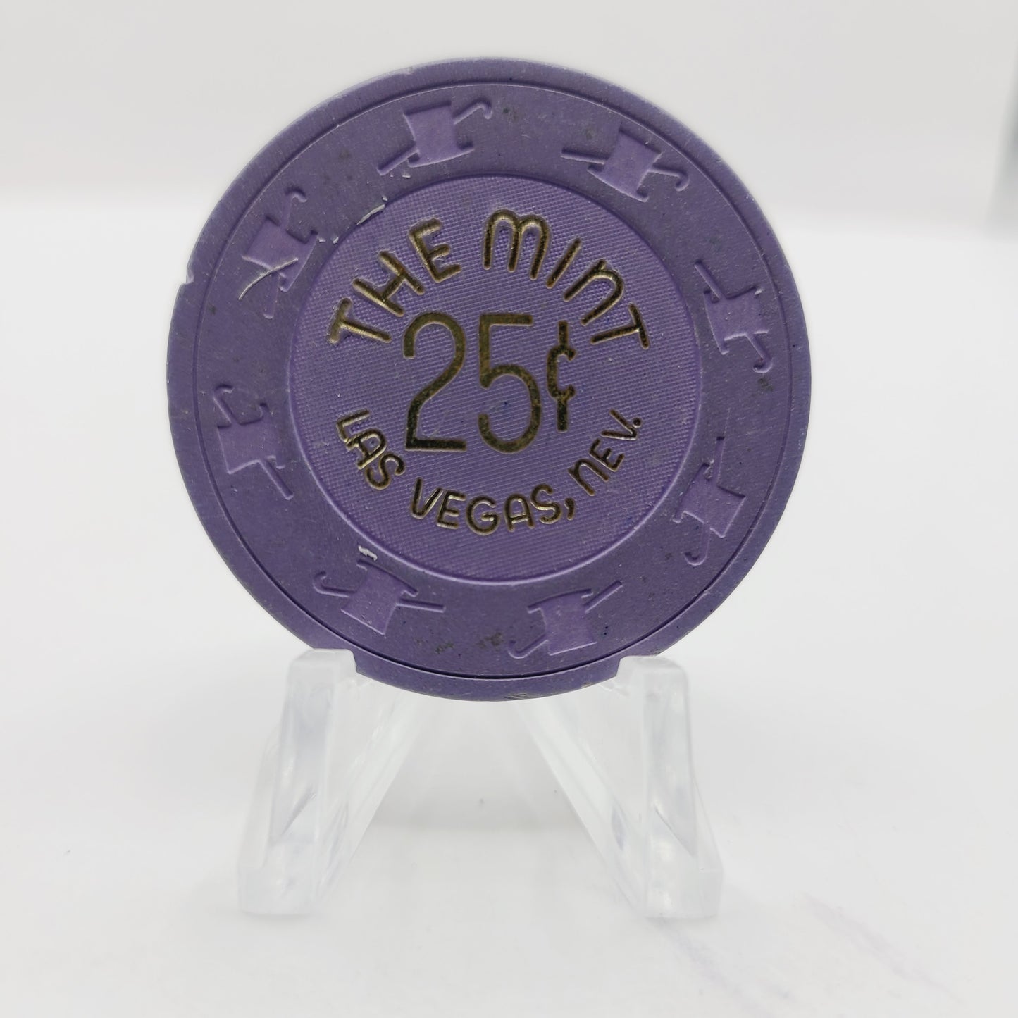 The mint Hotel Casino Las Vegas Nevada 1984 $.25 Casino Chip N1912