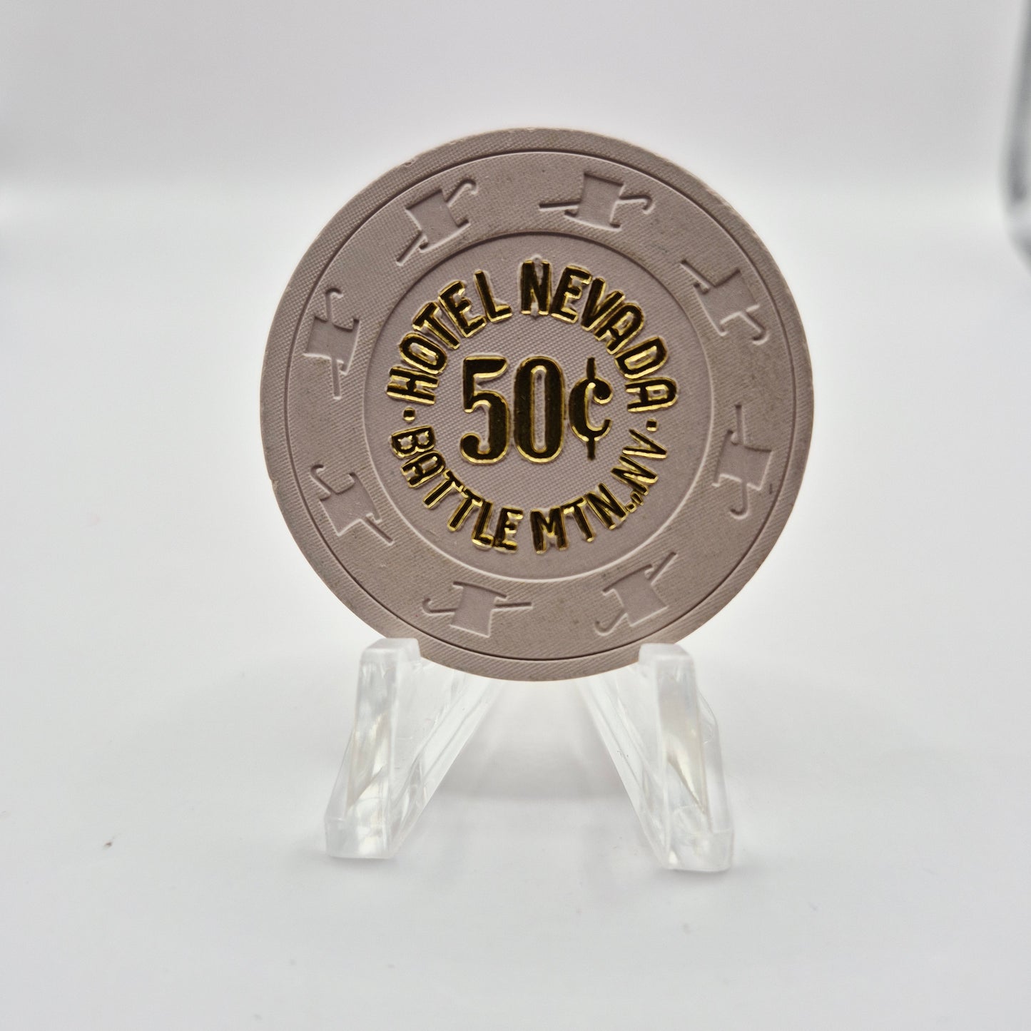 Hotel Nevada Battle Mountain Nevada 1988 $0.50 Casino Chip N3008