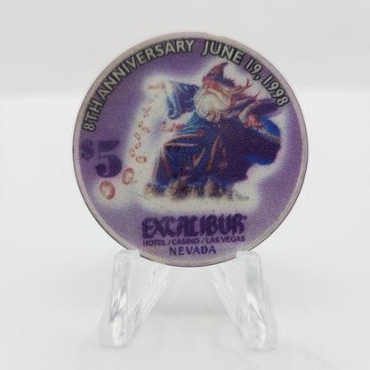 Excalibur Hotel Casino Las Vegas Nevada 1998 "8th Anniversary" $5 Casino Chip N9615